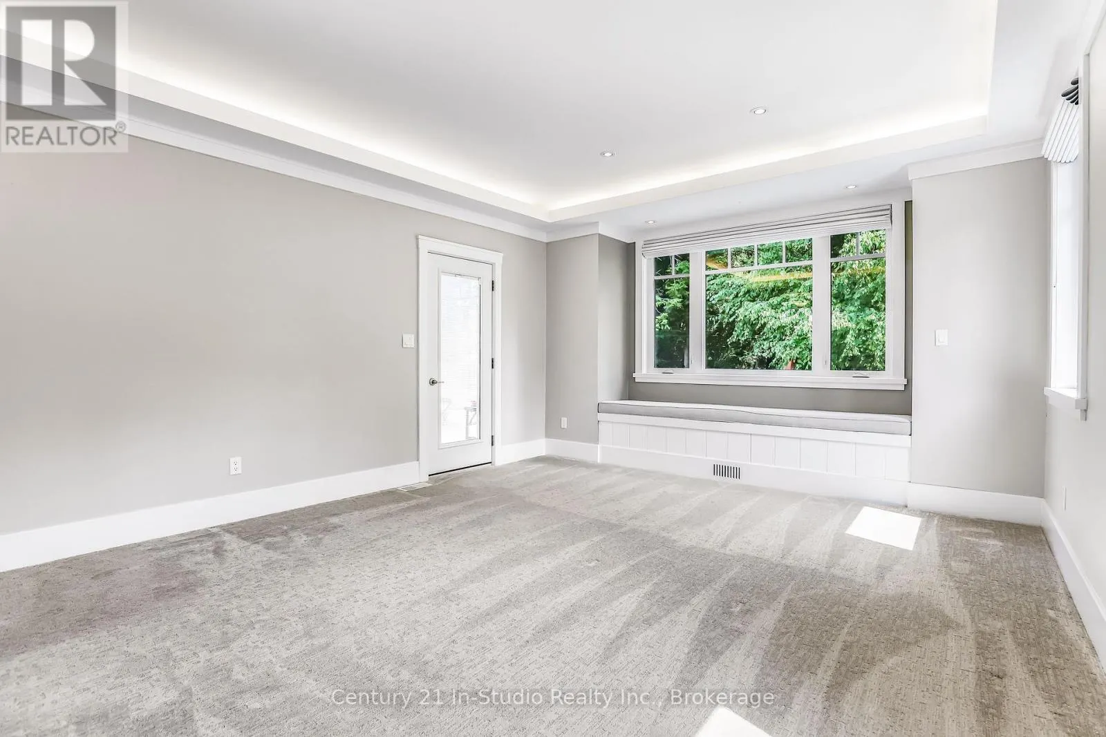 27 CARTER DRIVE