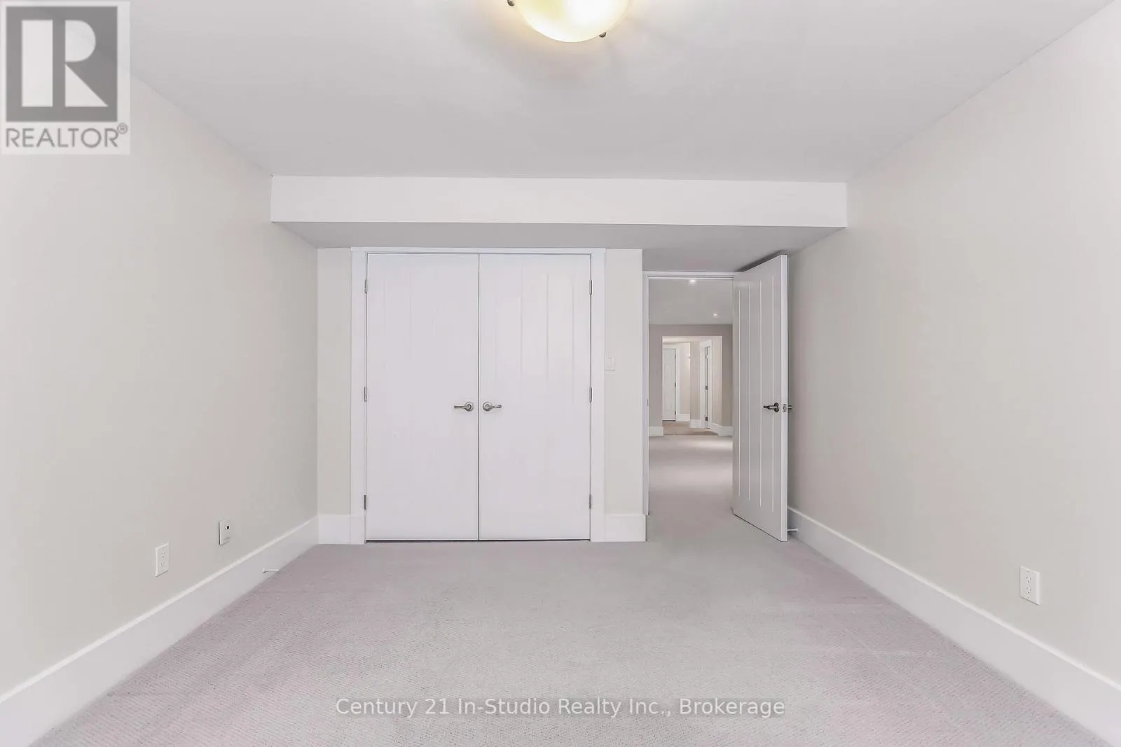 27 CARTER DRIVE