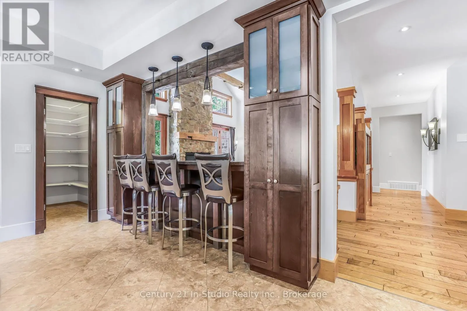 27 CARTER DRIVE