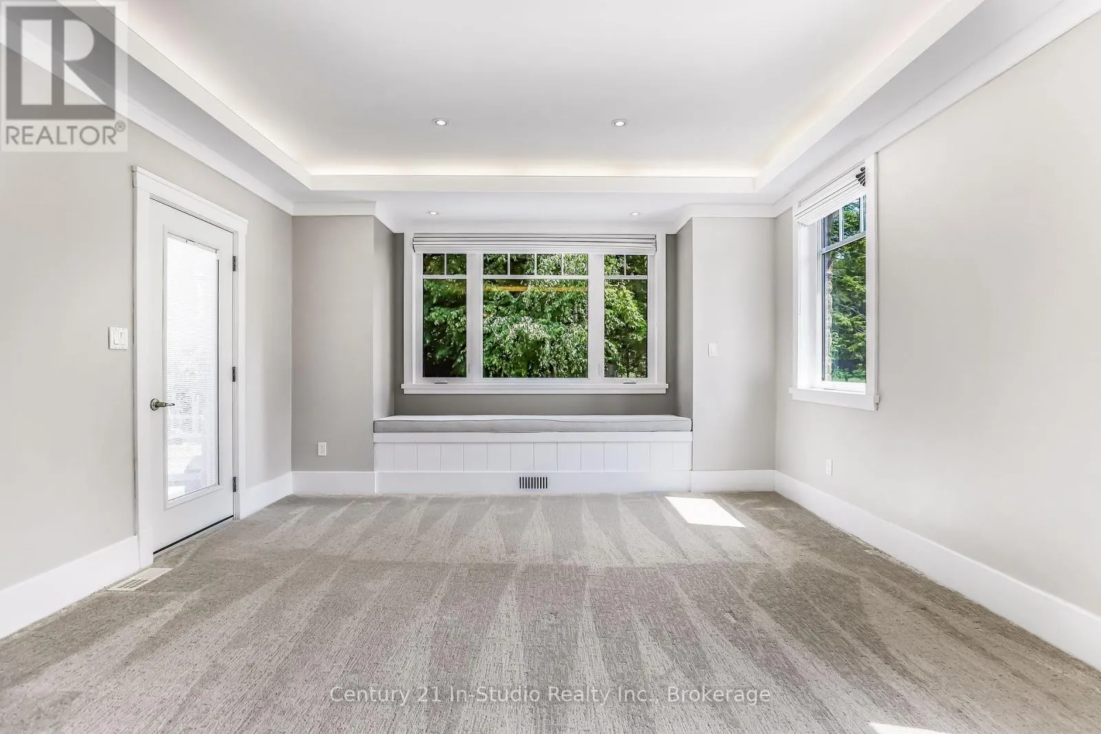 27 CARTER DRIVE