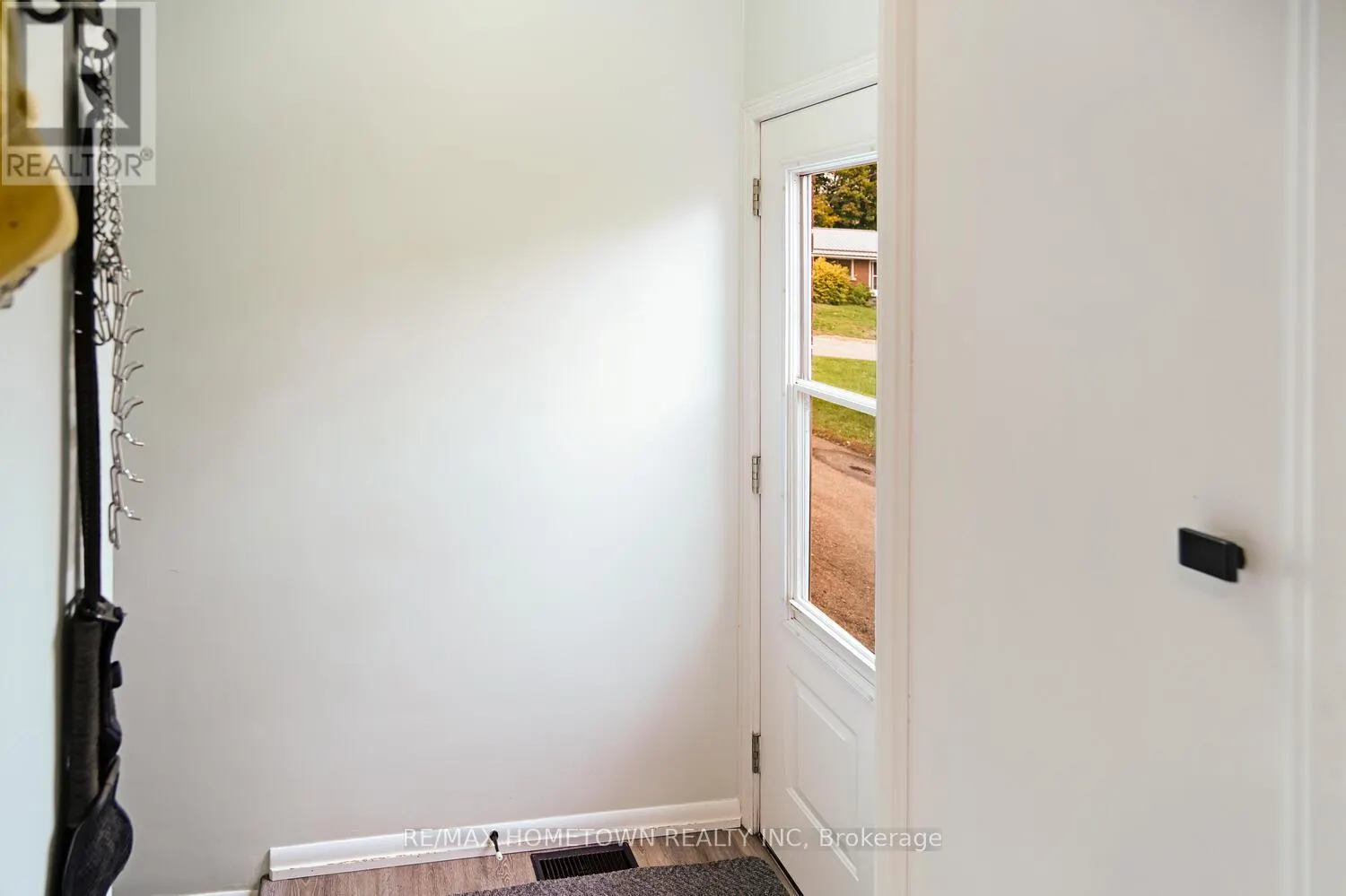 64 BROOKVIEW PLACE