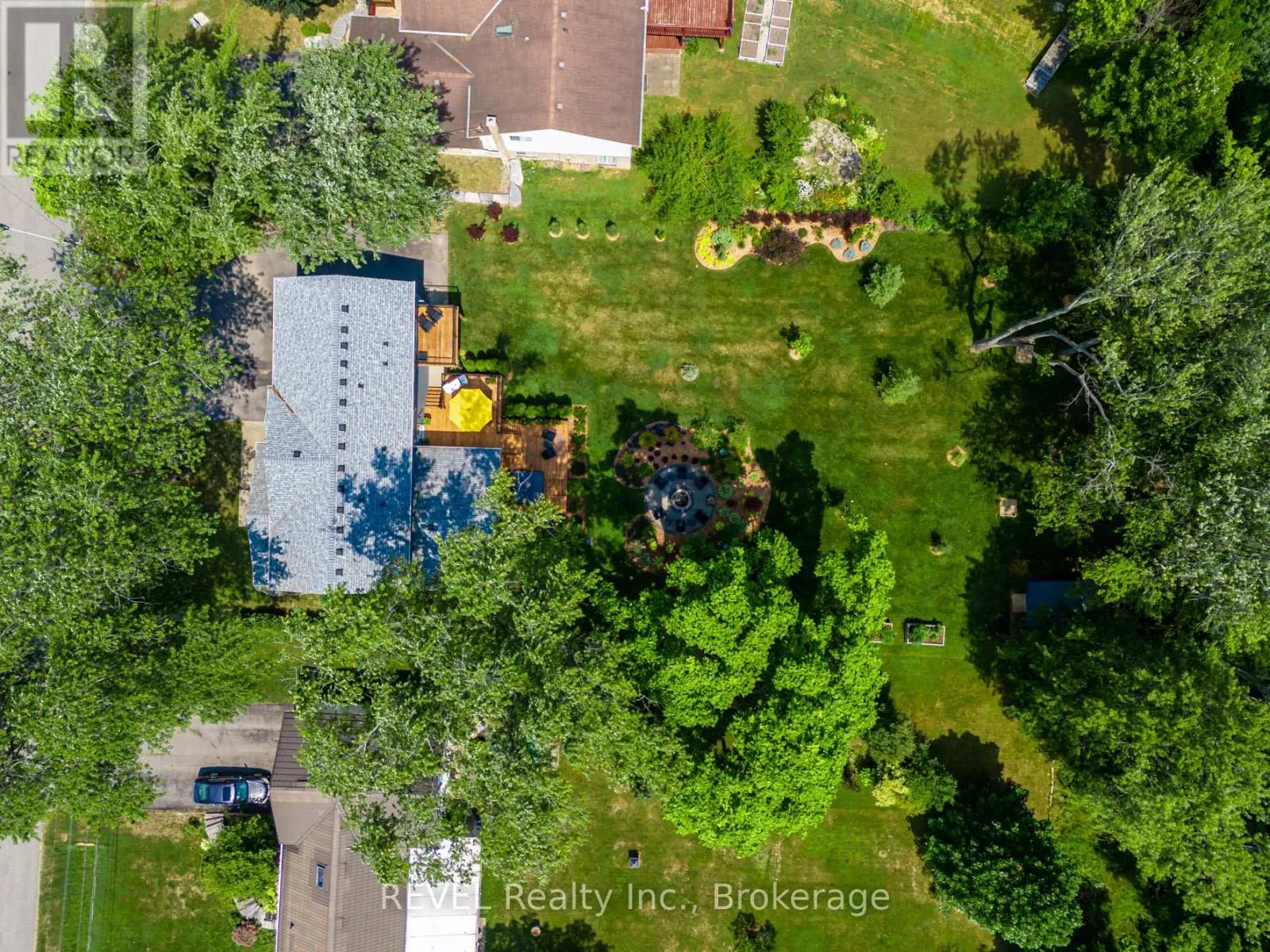 74 MONTGOMERY ROAD