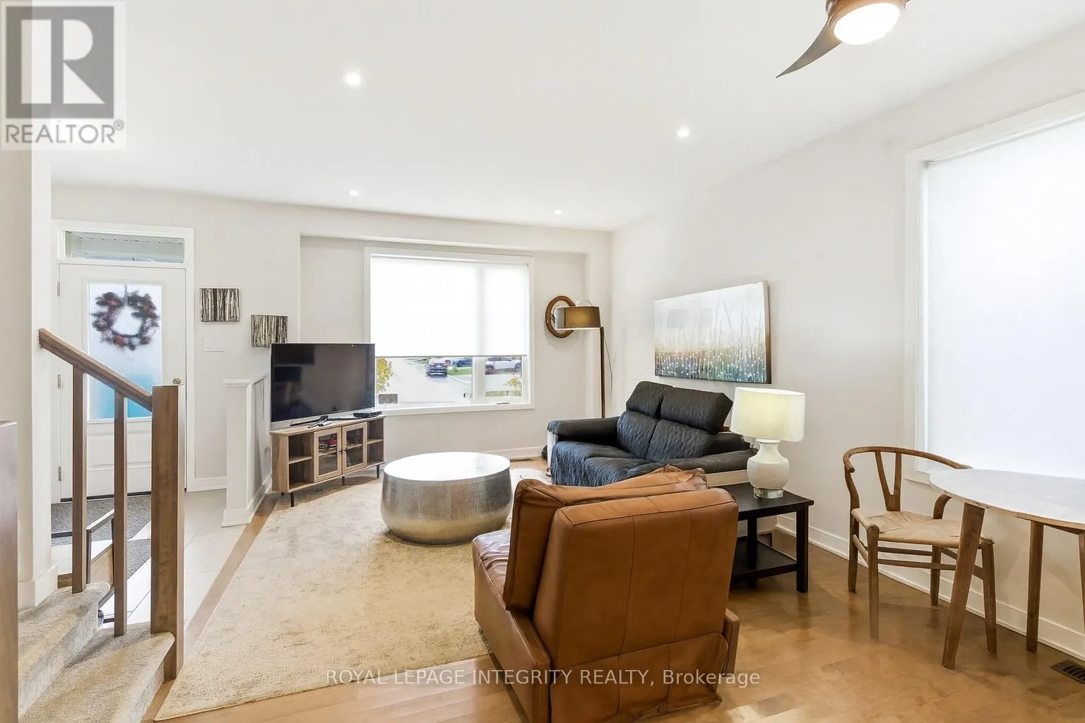 820 BASCULE PLACE