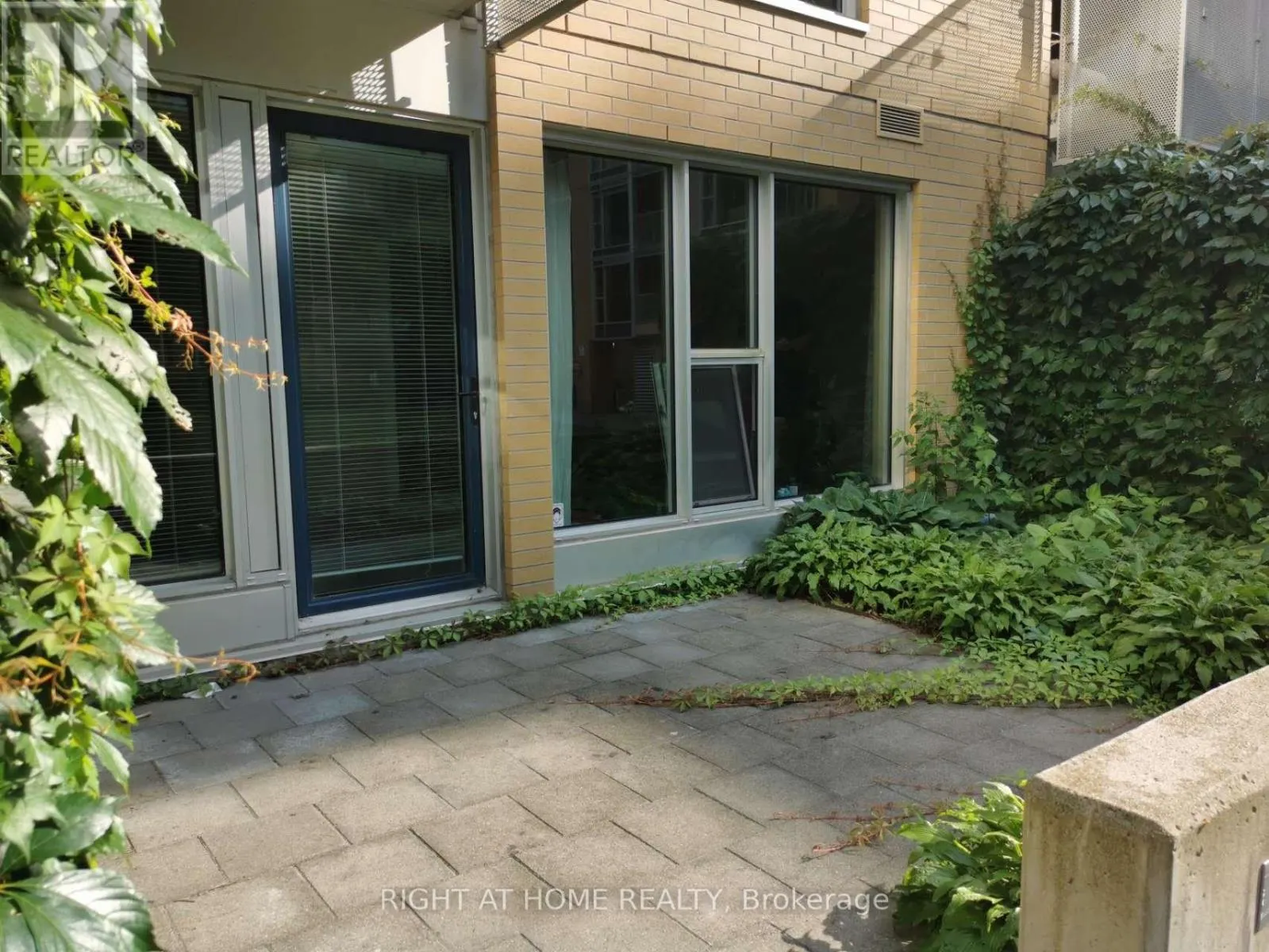 117 - 250 LETT STREET