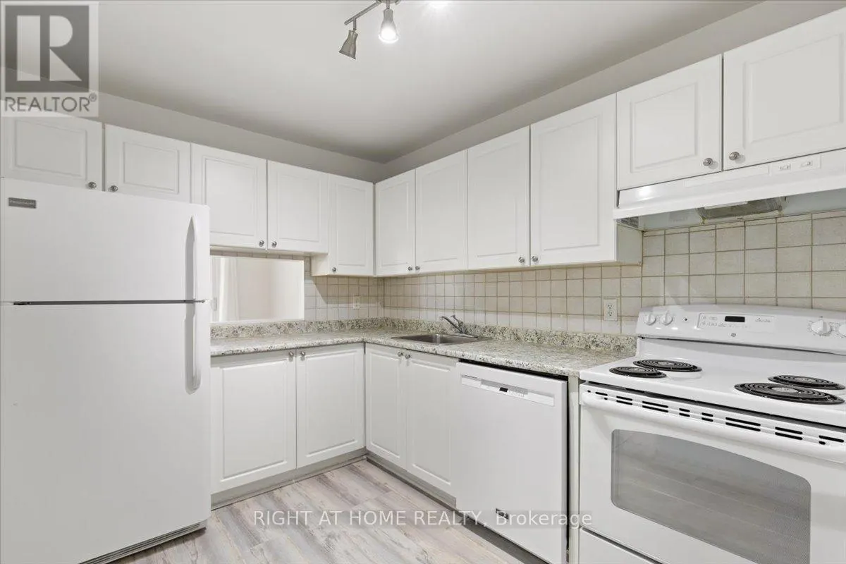 3 - 520 FENERTY COURT