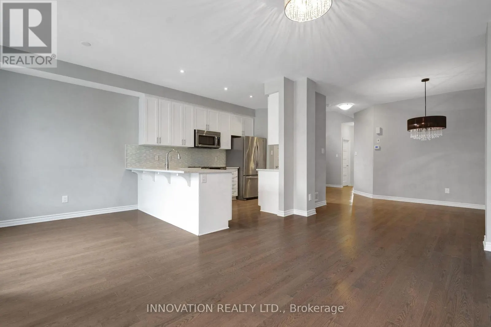 322 FERGUS CRESCENT