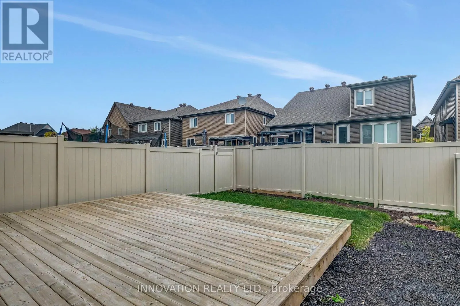 322 FERGUS CRESCENT