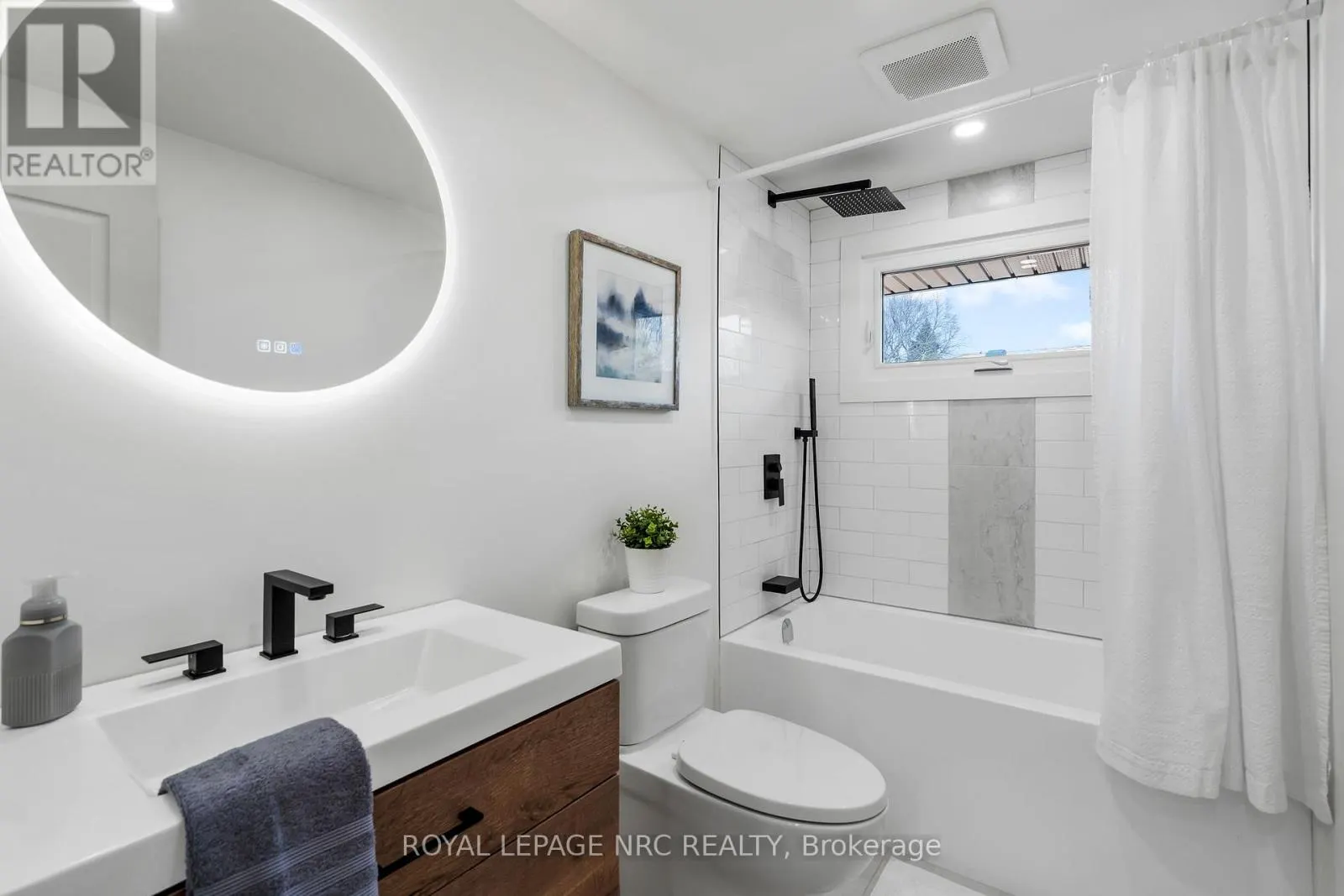 UPPER - 4908 PETTIT AVENUE, #Upper