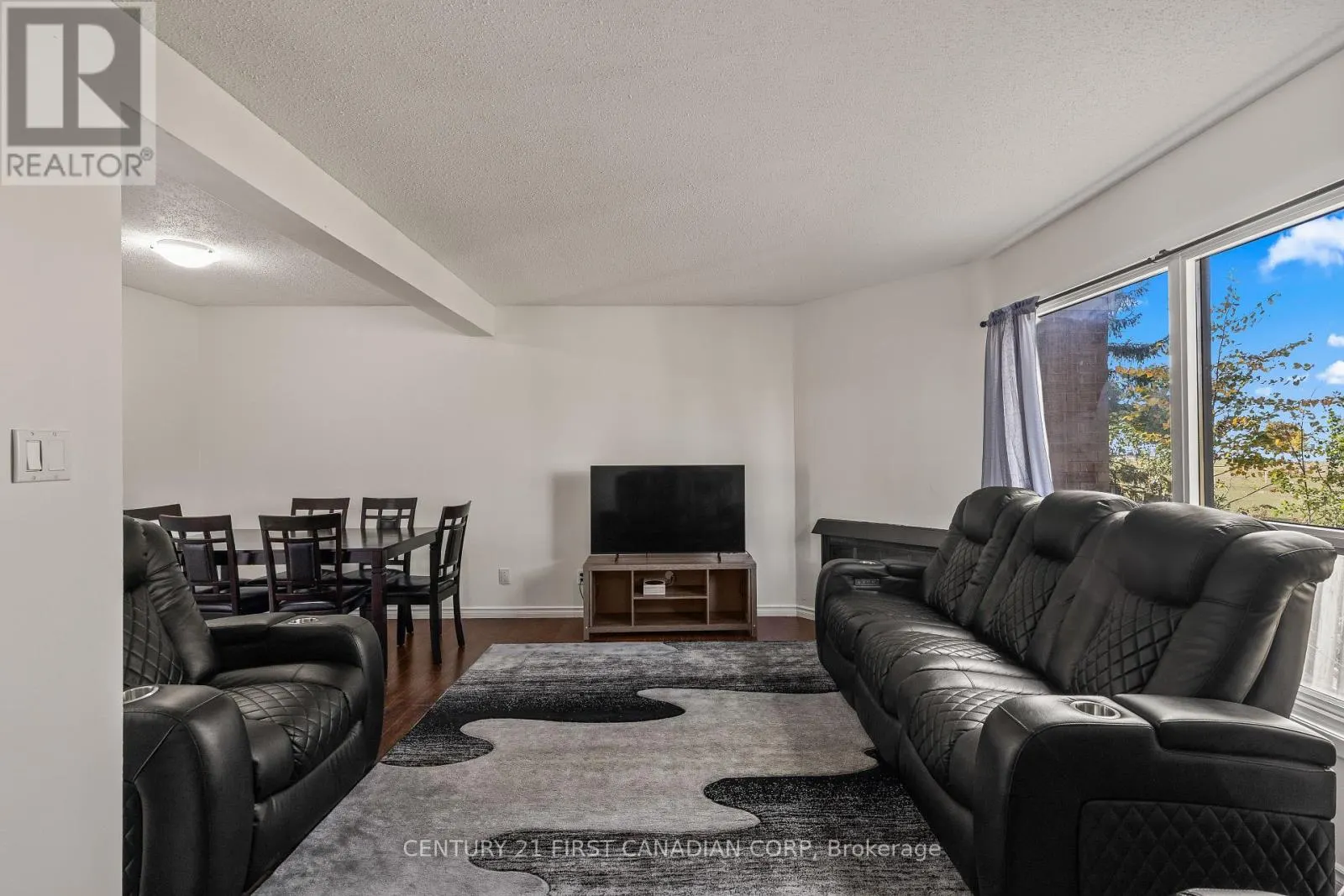 36 - 595 THIRD STREET, #36