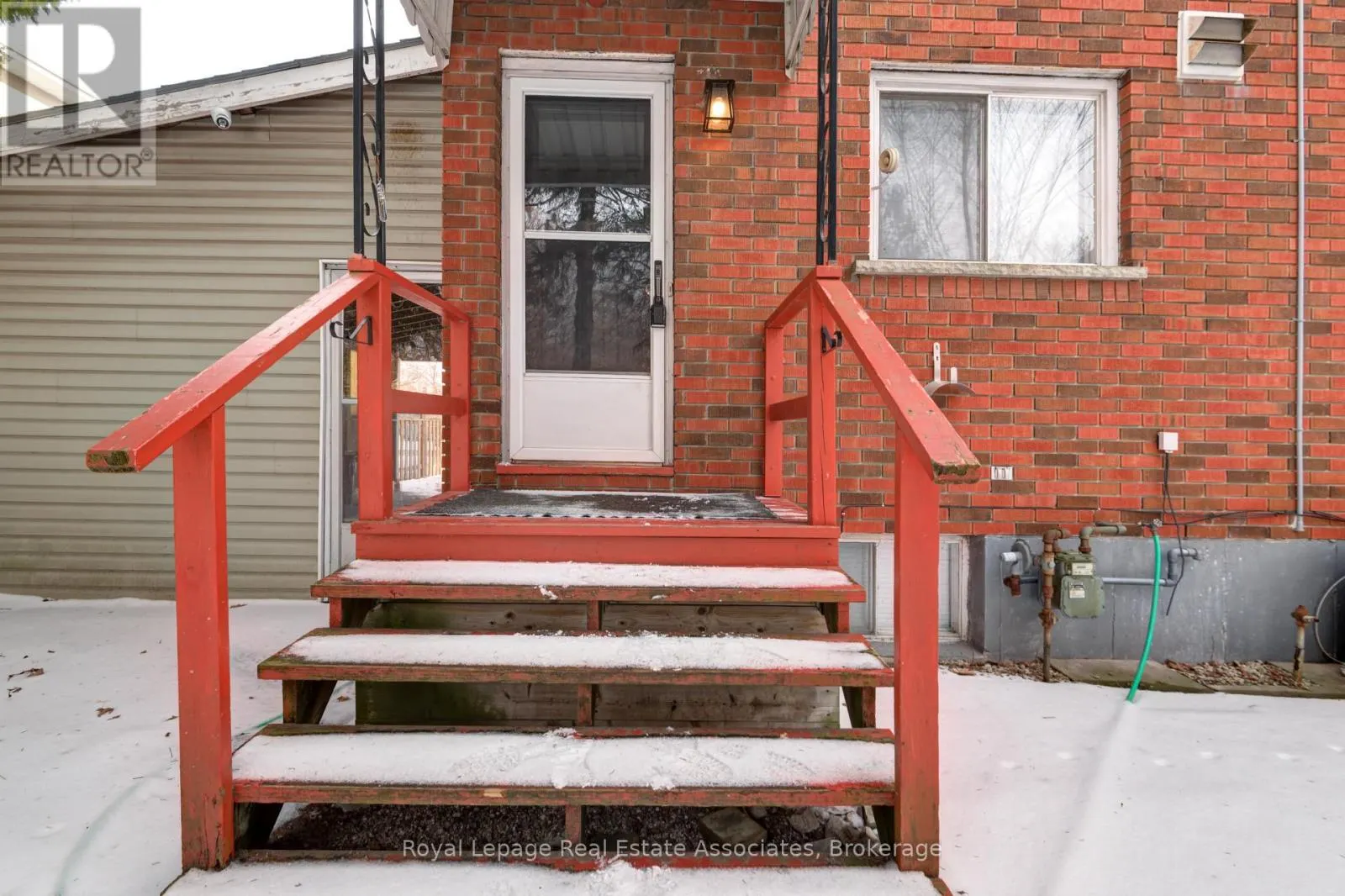 UNIT C - 22 ST JAMES STREET