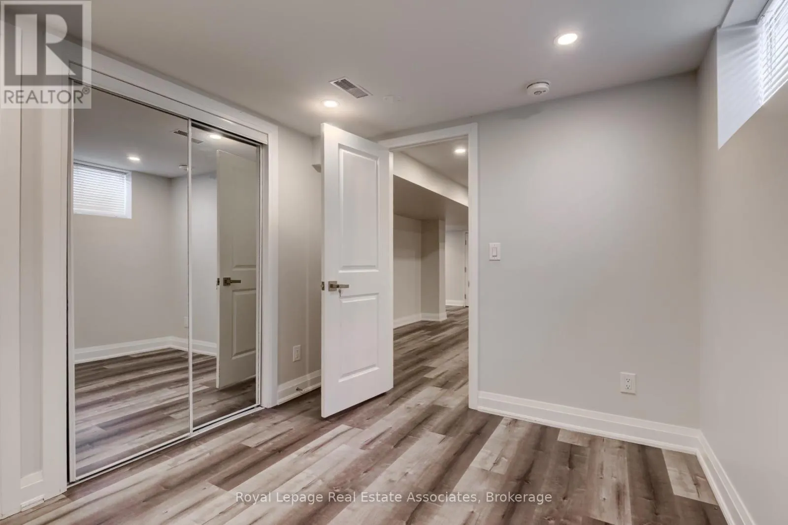UNIT C - 22 ST JAMES STREET