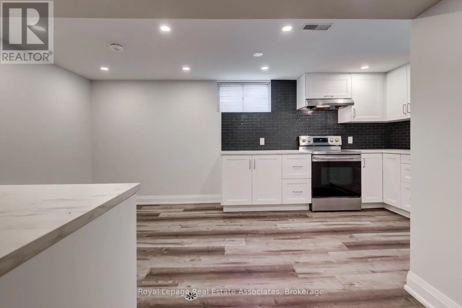UNIT C - 22 ST JAMES STREET