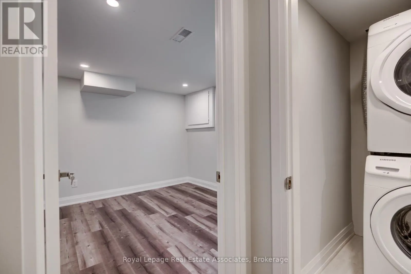 UNIT C - 22 ST JAMES STREET