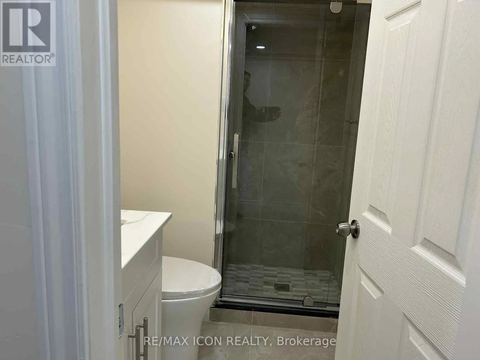 BASEMENT - 1099 PRINCE GEORGE ROAD, #Basement