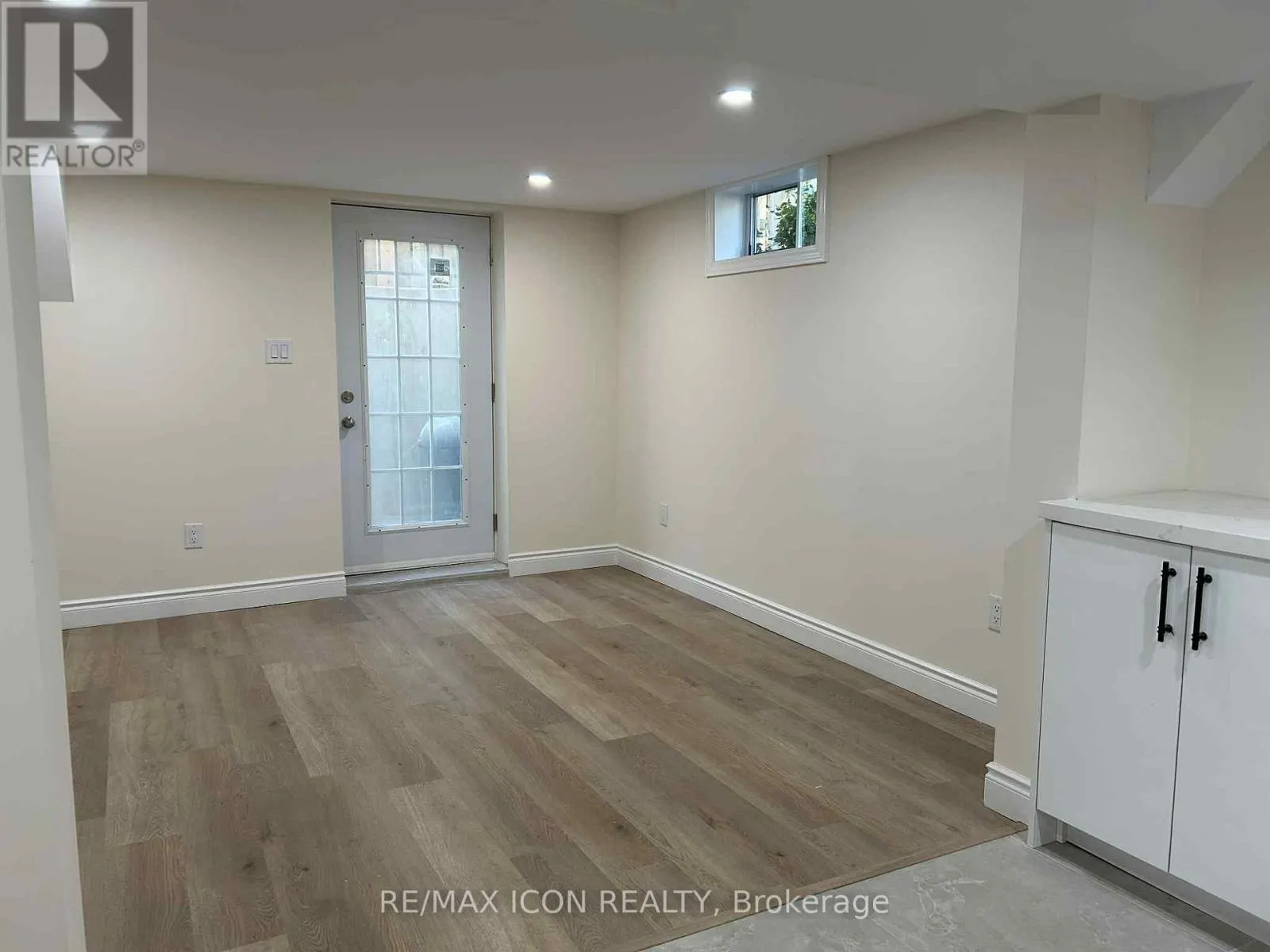 BASEMENT - 1099 PRINCE GEORGE ROAD, #Basement