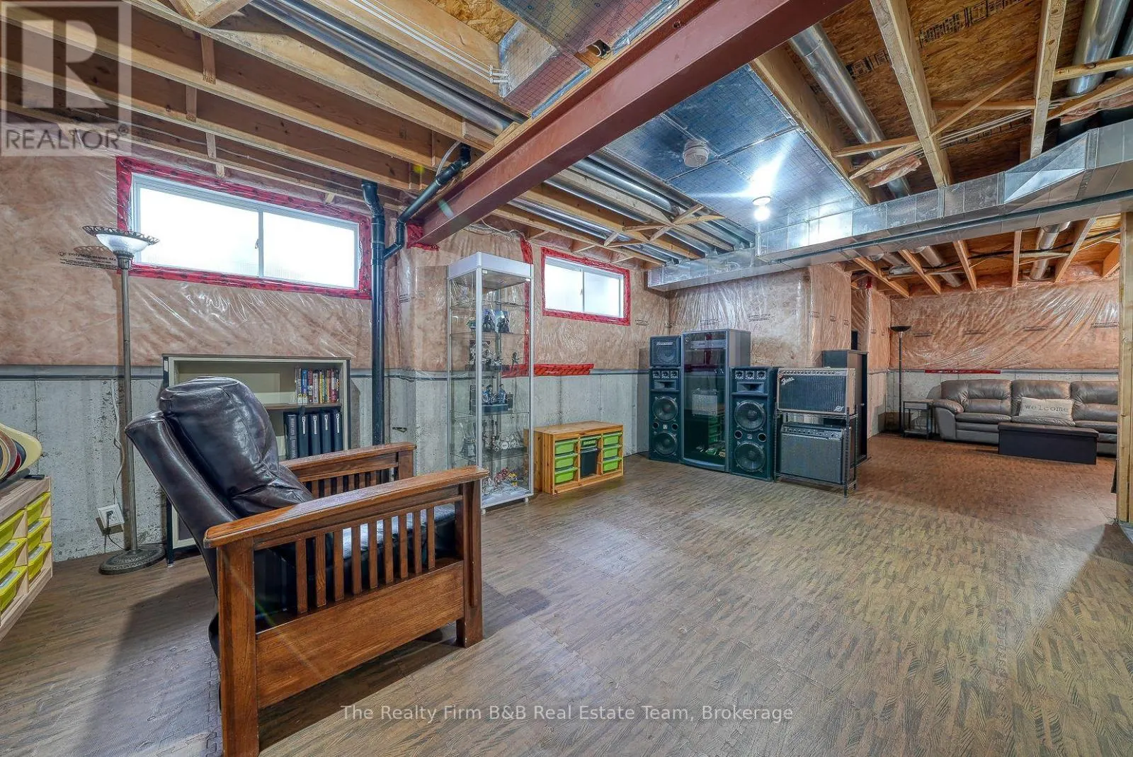 501 ALBERTA AVENUE