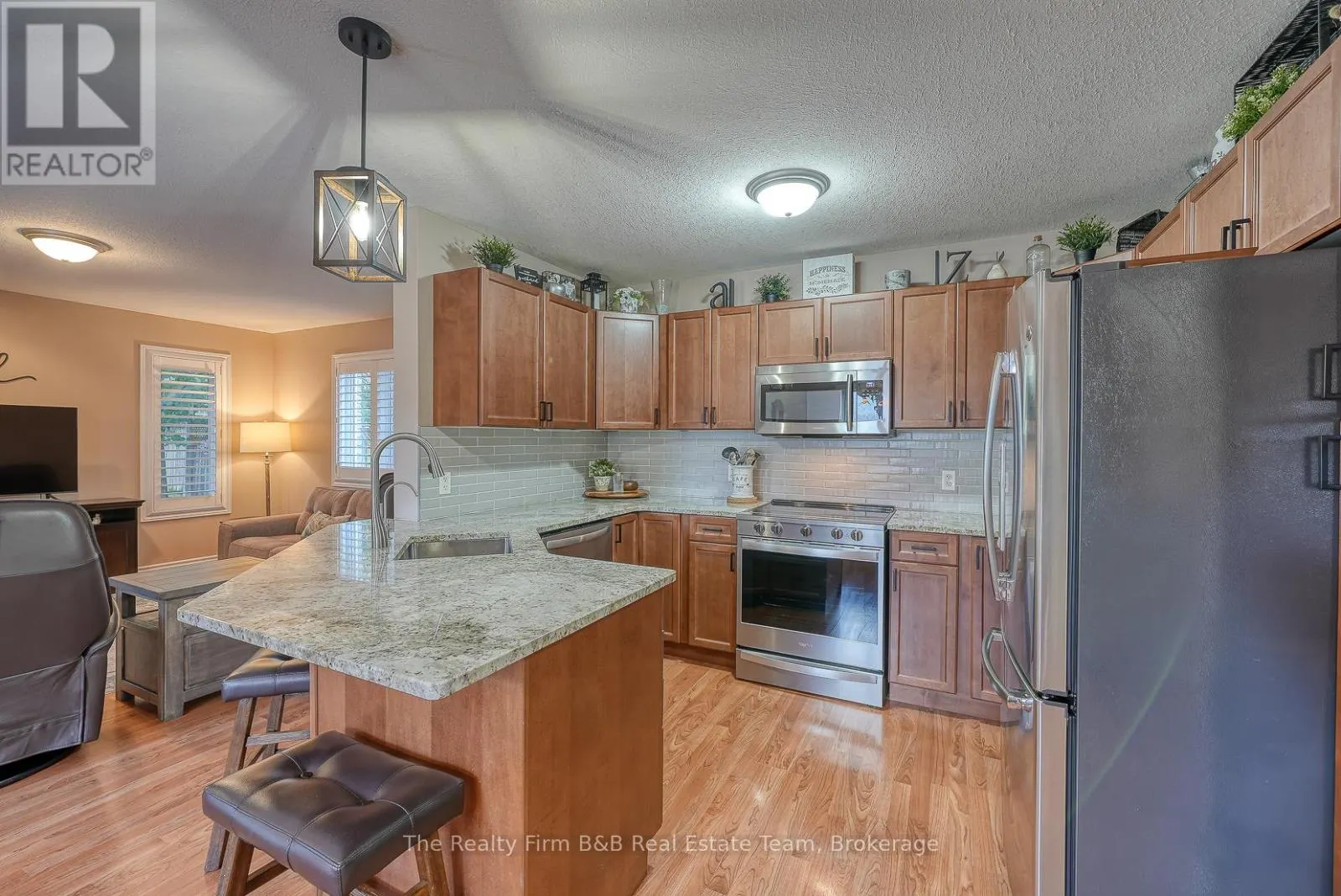 501 ALBERTA AVENUE