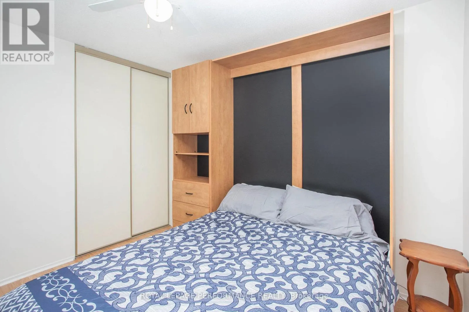 6097 FORESTGLEN CRESCENT