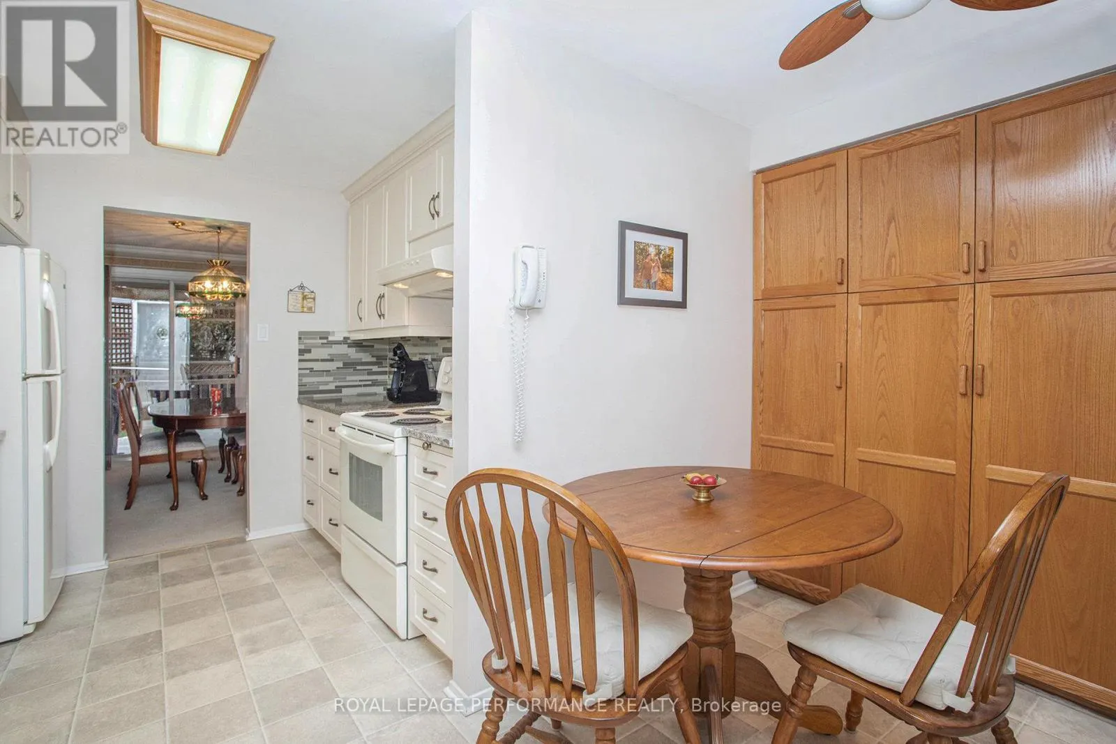 6097 FORESTGLEN CRESCENT