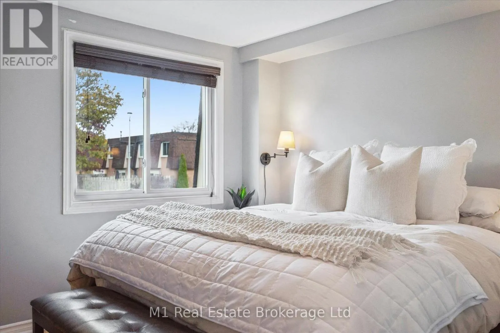41 - 120 COUNTRY CLUB DRIVE, #41