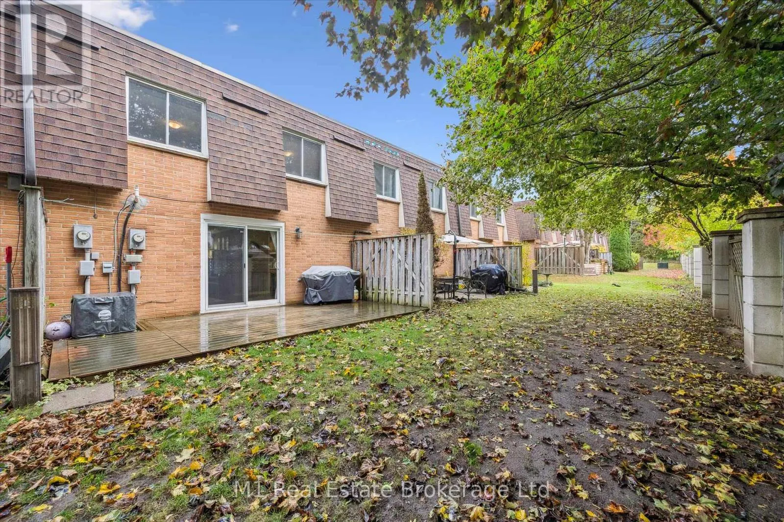 41 - 120 COUNTRY CLUB DRIVE, #41