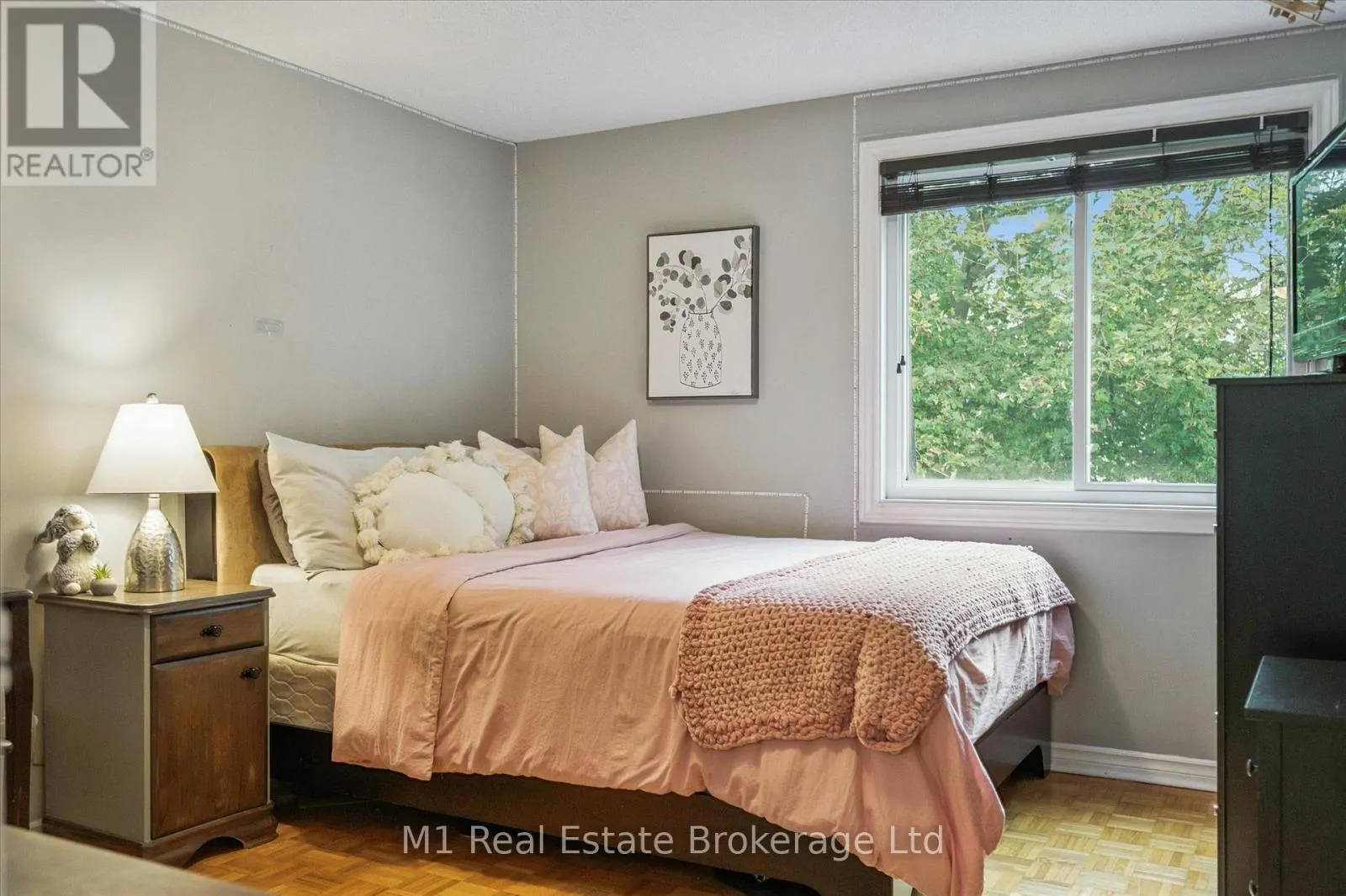 41 - 120 COUNTRY CLUB DRIVE, #41