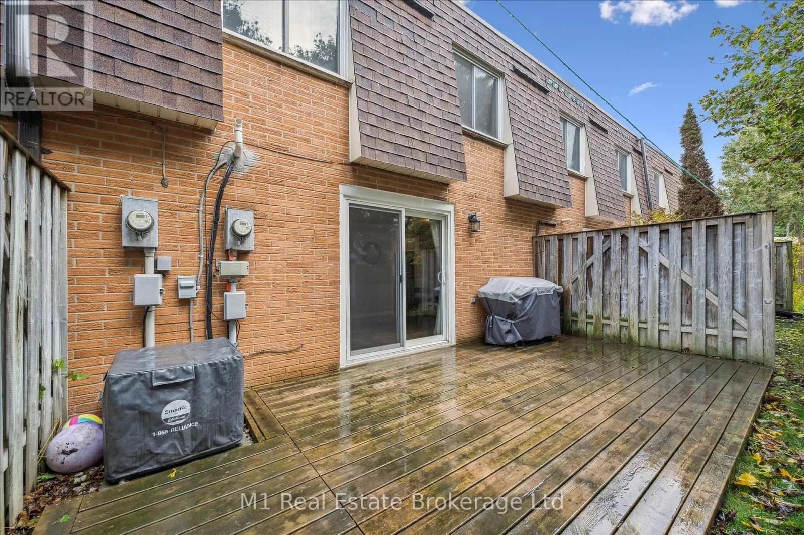 41 - 120 COUNTRY CLUB DRIVE, #41
