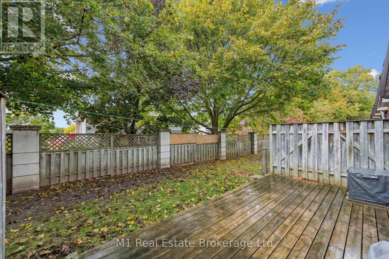 41 - 120 COUNTRY CLUB DRIVE, #41