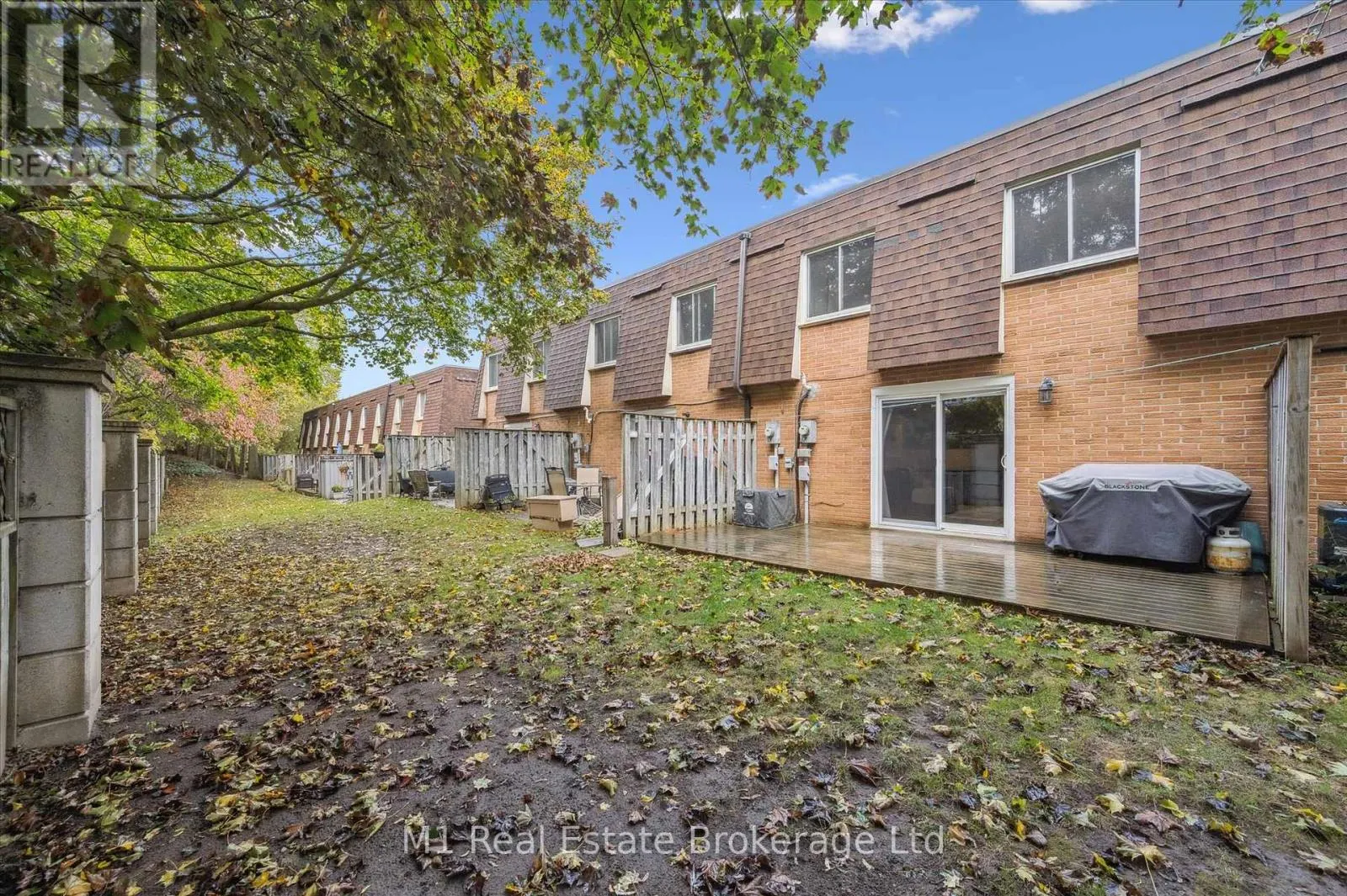 41 - 120 COUNTRY CLUB DRIVE, #41
