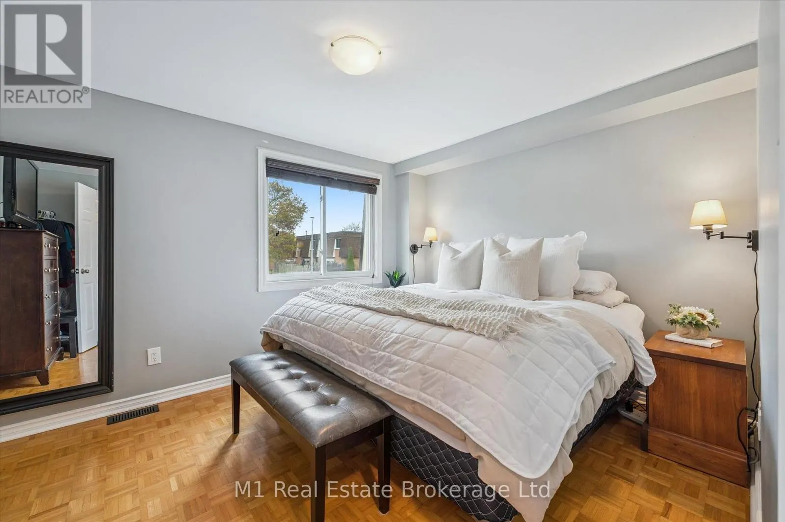 41 - 120 COUNTRY CLUB DRIVE, #41