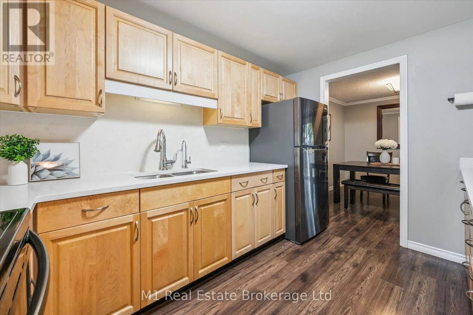 41 - 120 COUNTRY CLUB DRIVE, #41