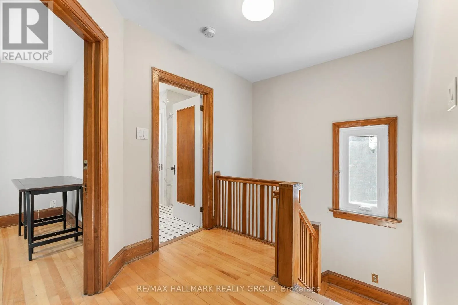 242 HARMER AVENUE S