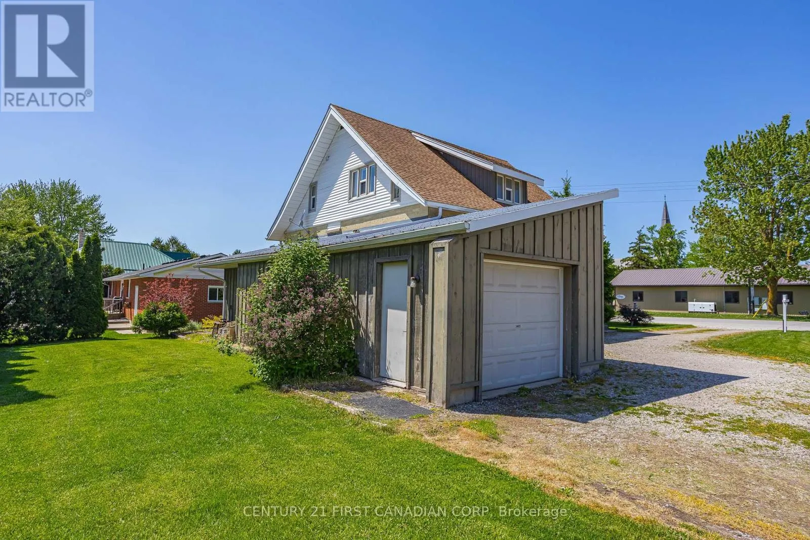 3199 MOUNT CARMEL DRIVE