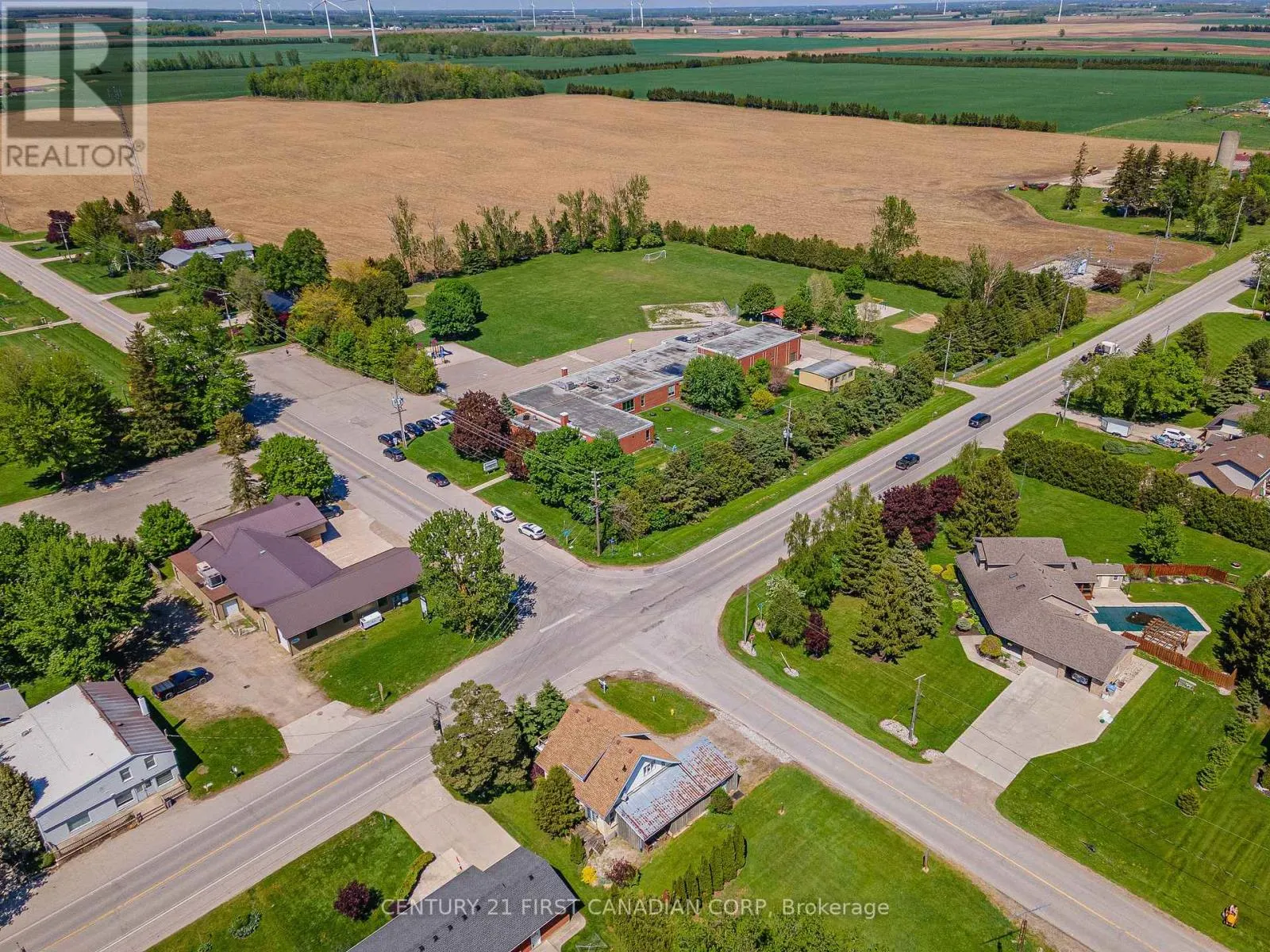 3199 MOUNT CARMEL DRIVE