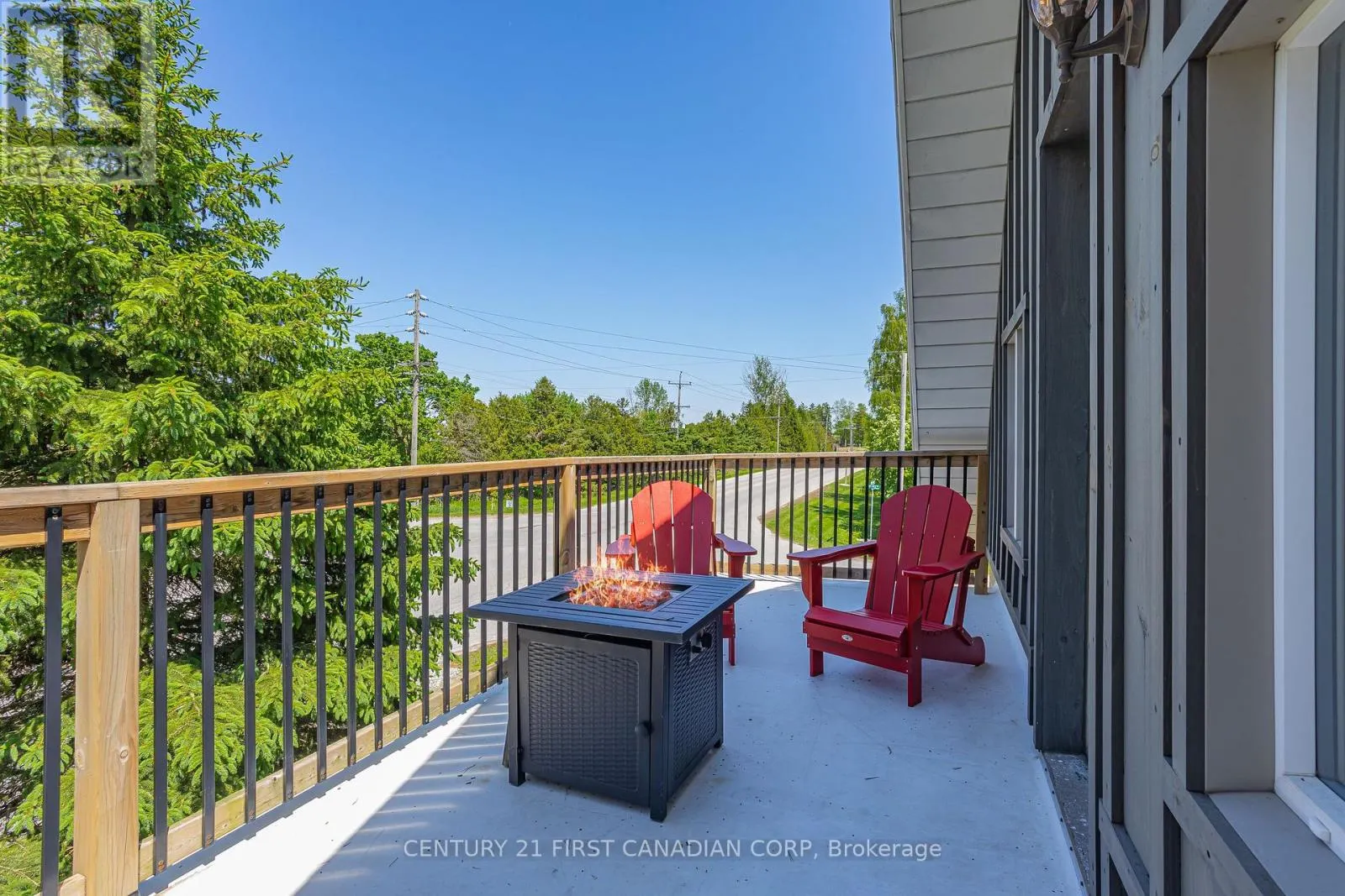 3199 MOUNT CARMEL DRIVE