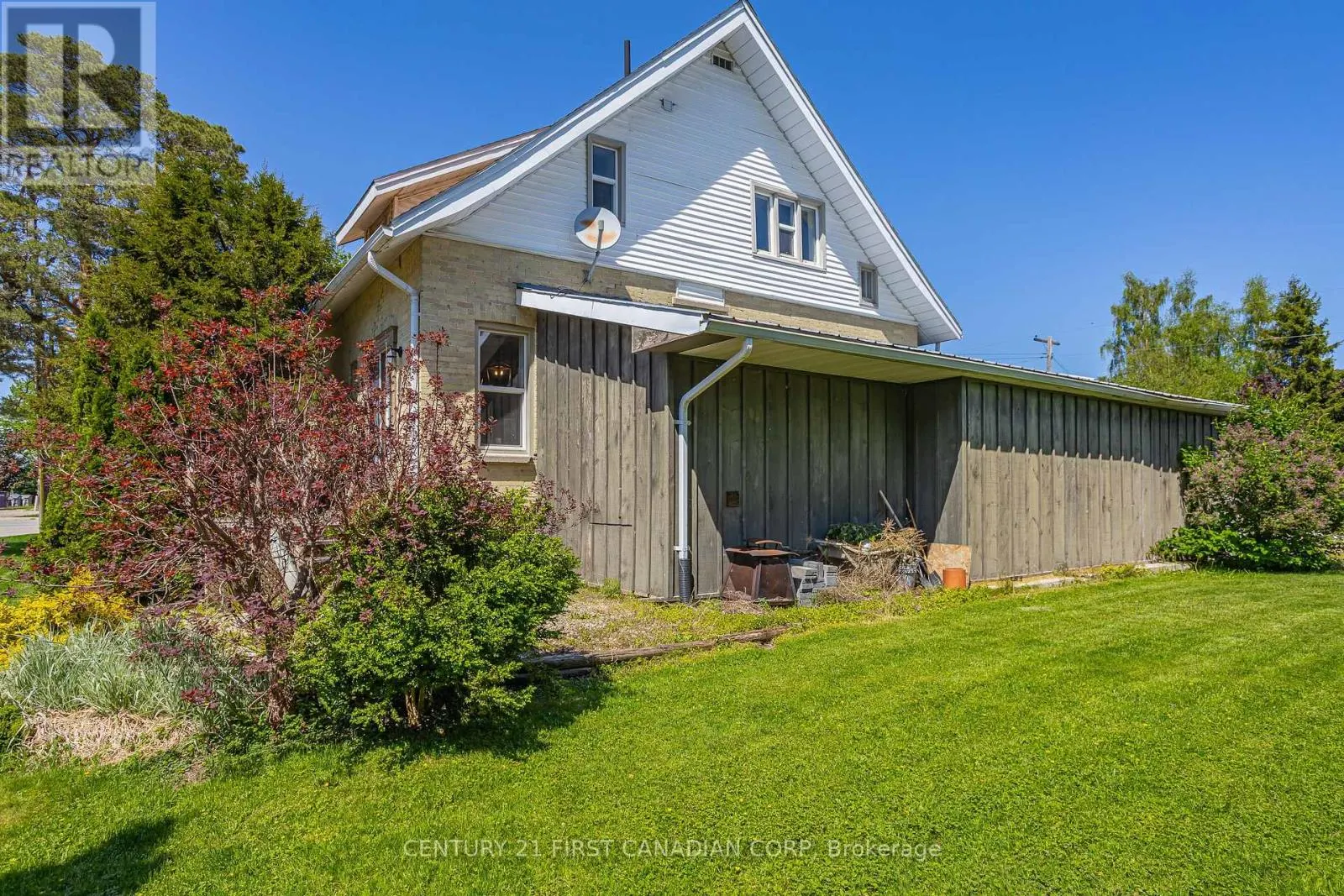3199 MOUNT CARMEL DRIVE