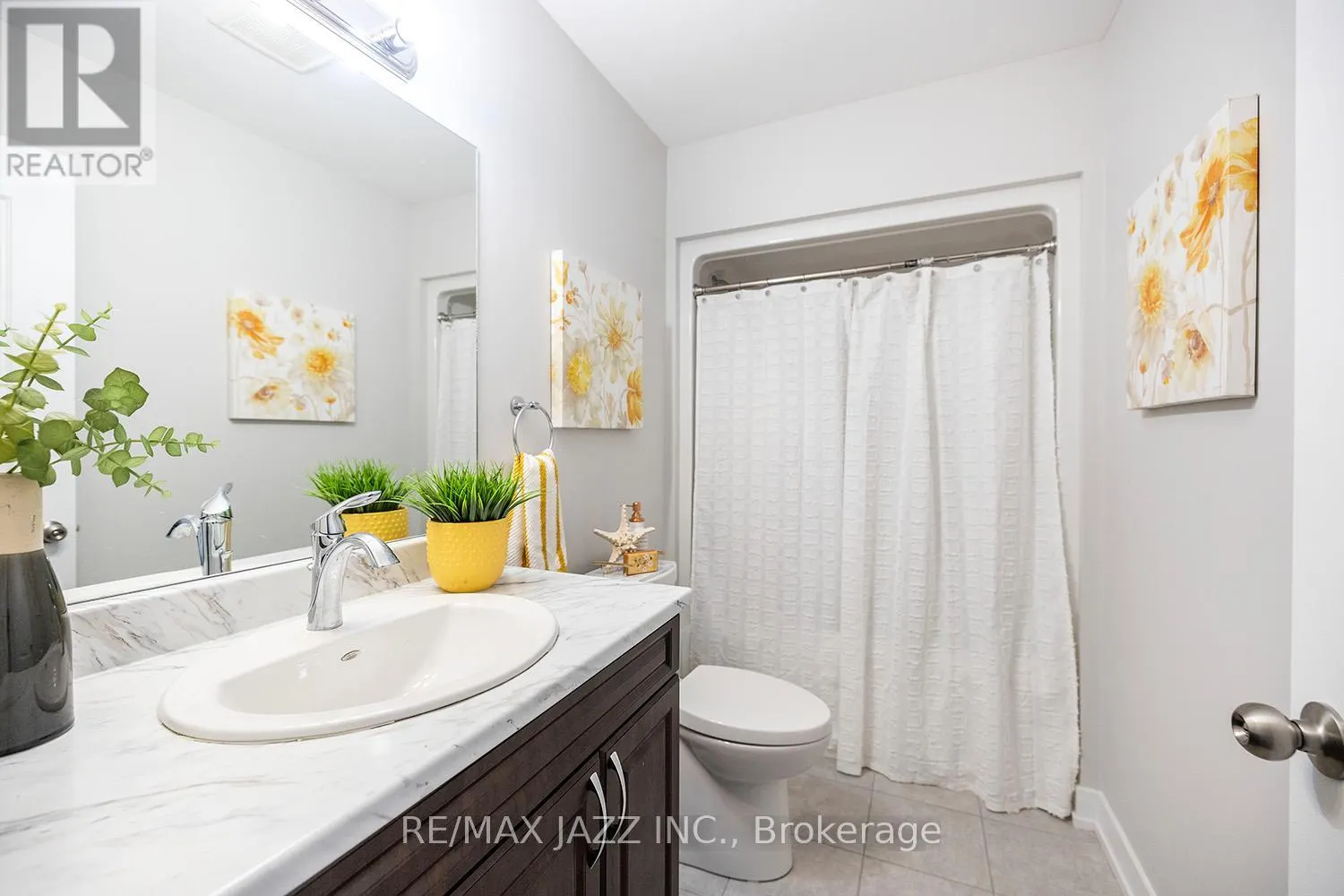 407 - 460 LONSBERRY DRIVE, #407