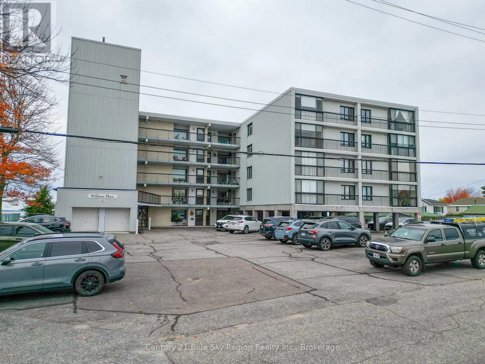 401 - 425 WILLIAM STREET, #401