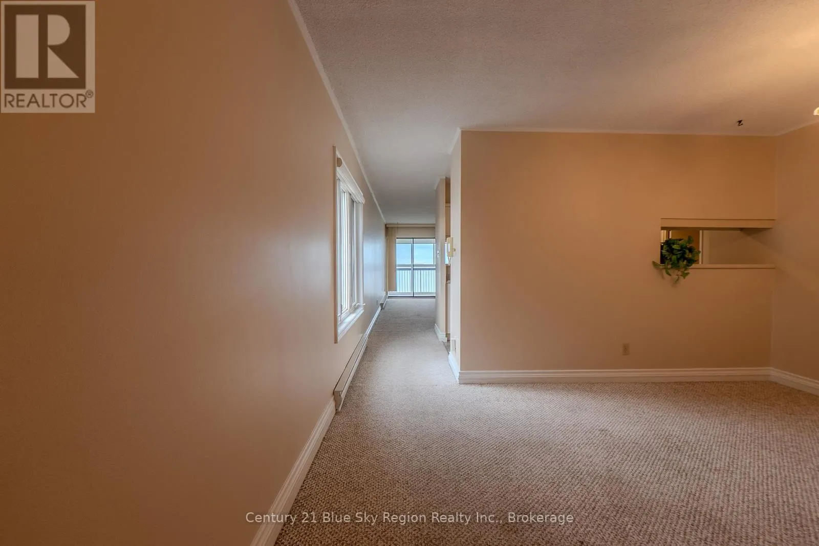 401 - 425 WILLIAM STREET, #401