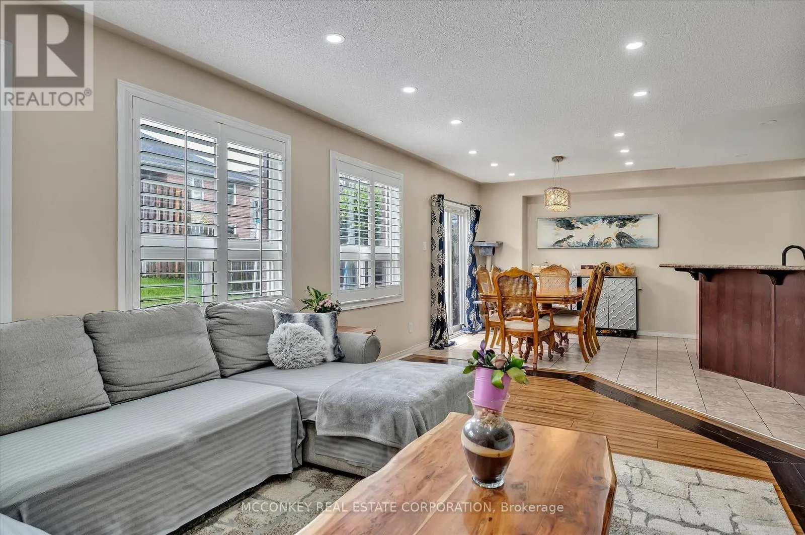 609 ACKERMAN CRESCENT