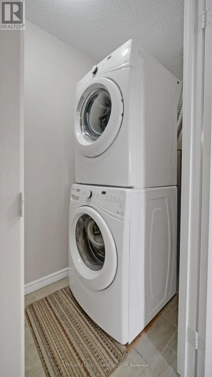 811 - 1600 ADELAIDE STREET N, #811