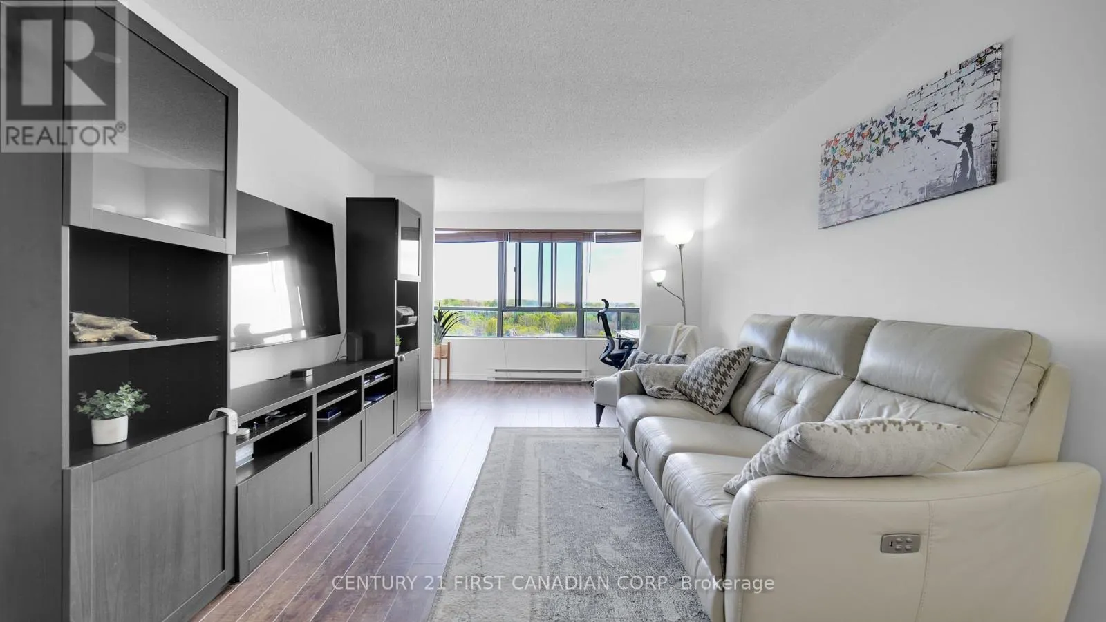 811 - 1600 ADELAIDE STREET N, #811