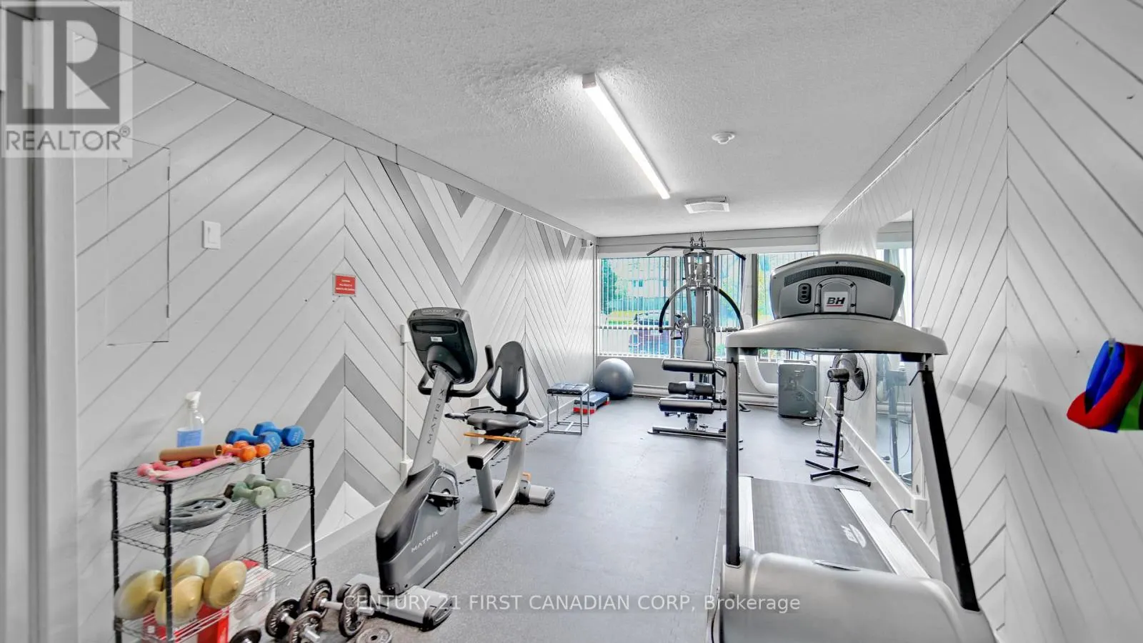 811 - 1600 ADELAIDE STREET N, #811