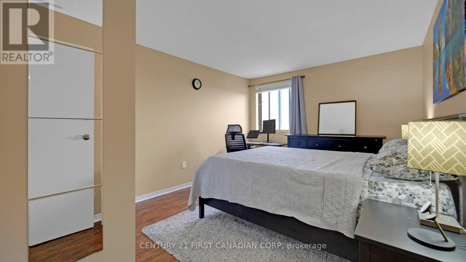 811 - 1600 ADELAIDE STREET N, #811