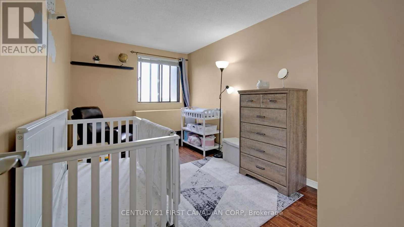 811 - 1600 ADELAIDE STREET N, #811