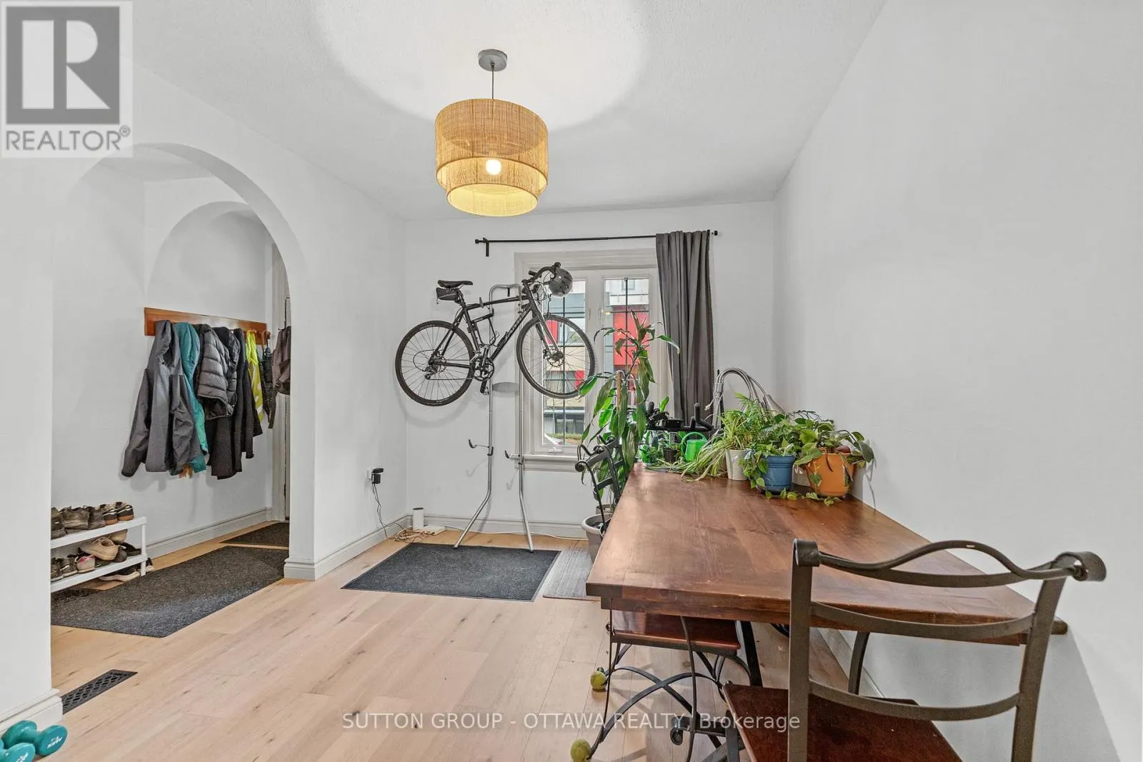 154 ARLINGTON AVENUE