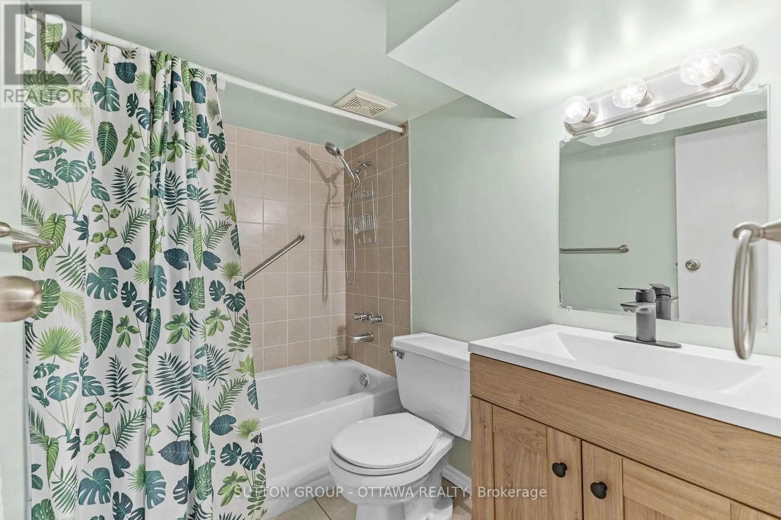 154 ARLINGTON AVENUE