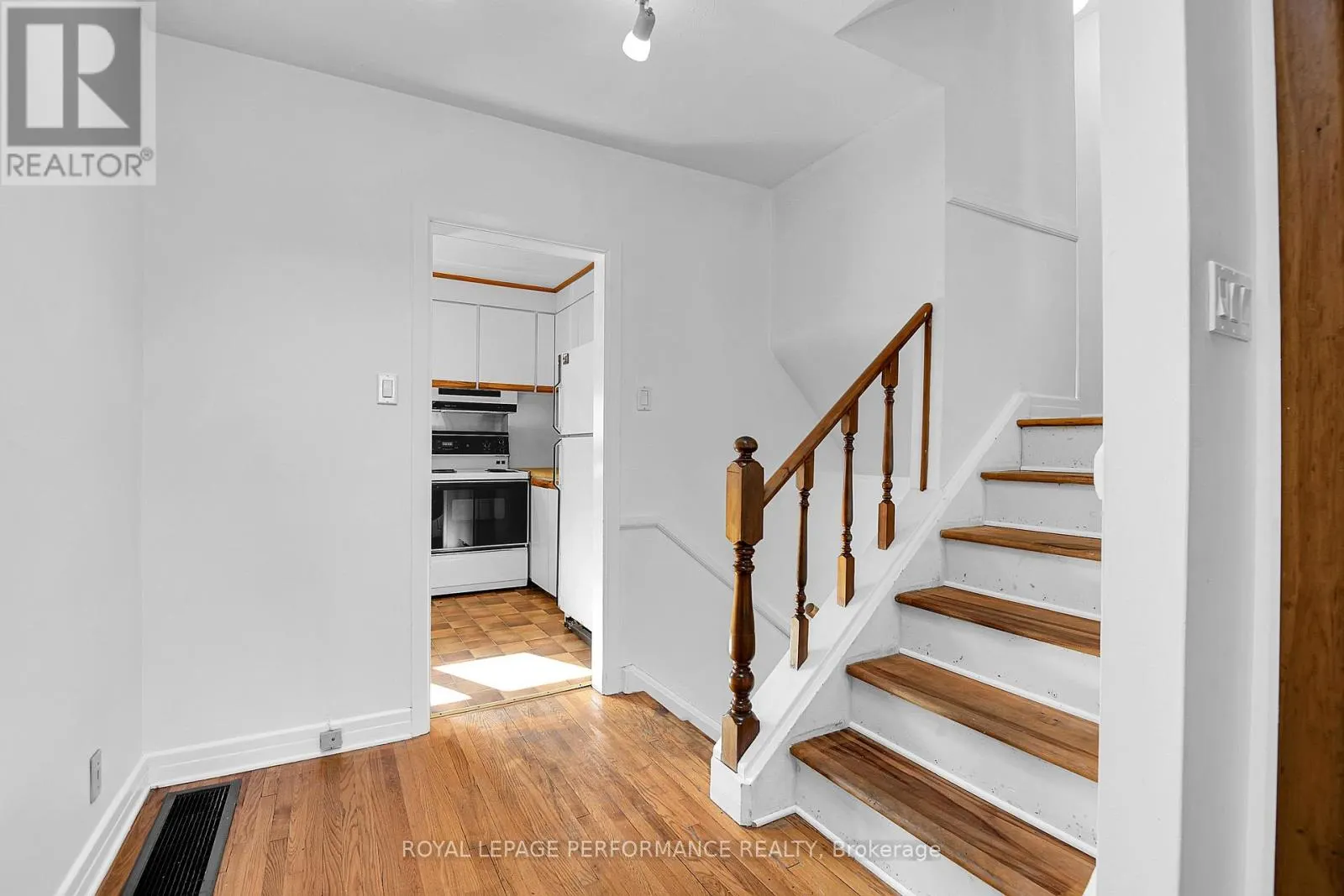 1394 WESMAR DRIVE