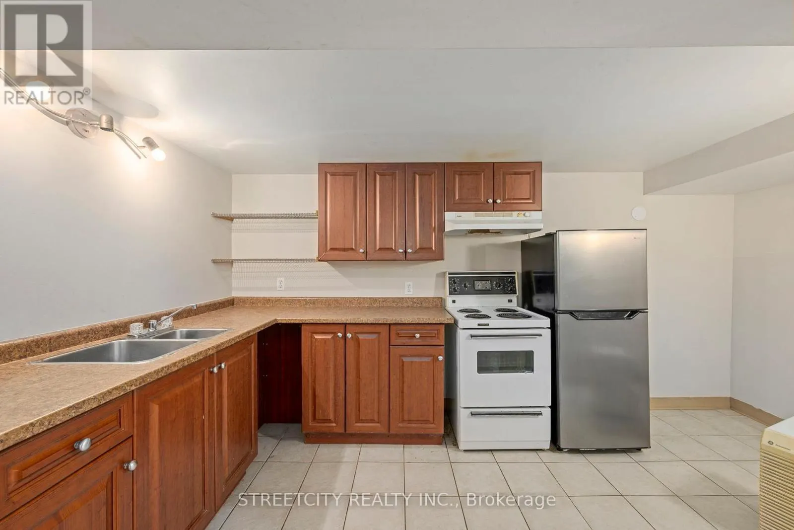 312 FAIRVIEW AVENUE