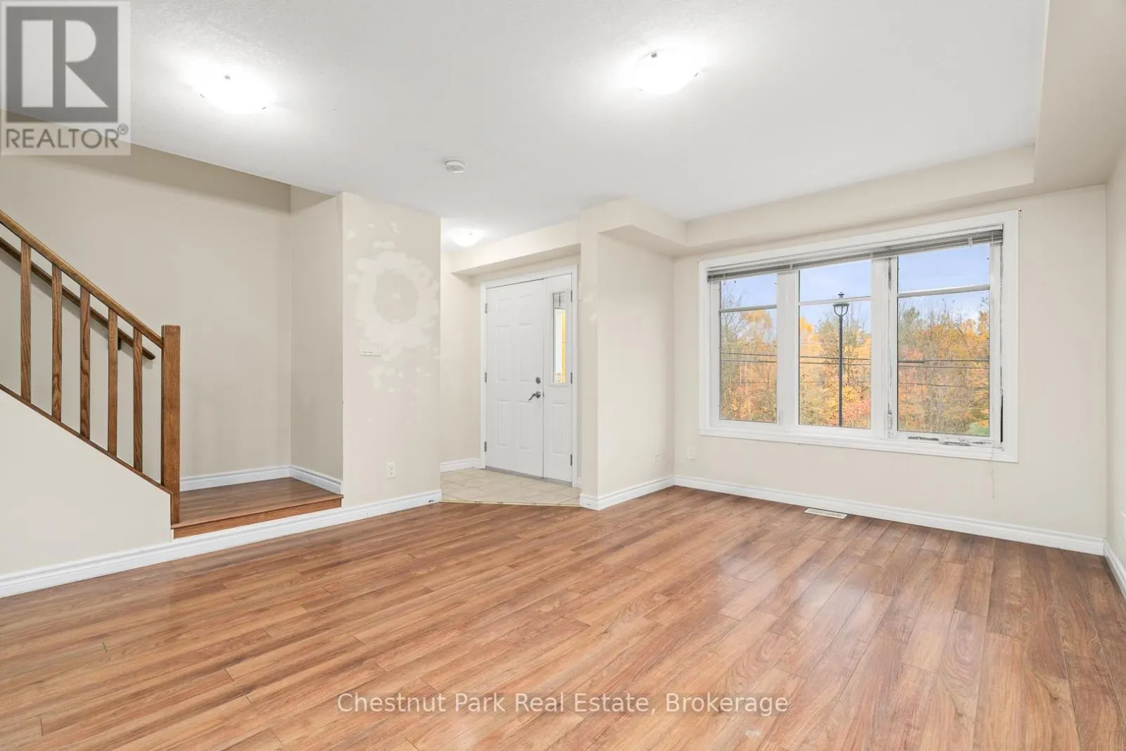 3 - 37 SILVER STREET, #3